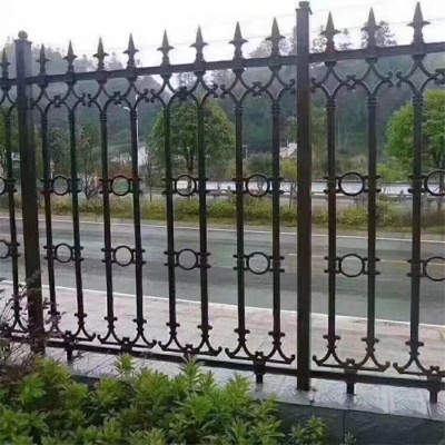 铁艺栏杆